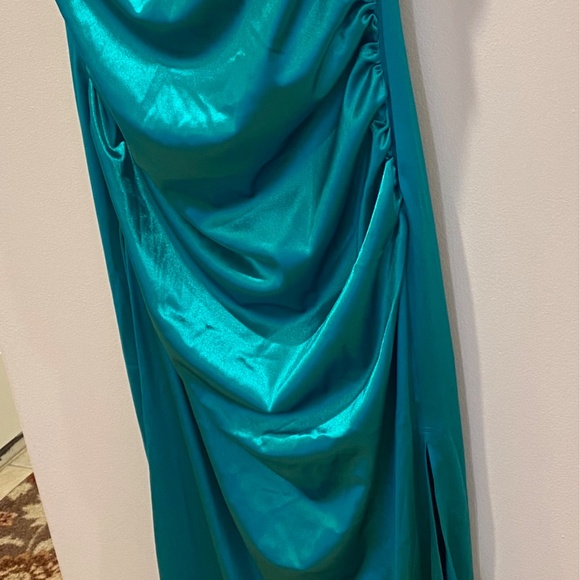 Vici Collection Satin Green Dress - Picture 3 of 6